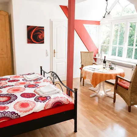 Ferienresidenz Weingut Schlossmuehle Dr Hoefer Apartment Rummelsheim
